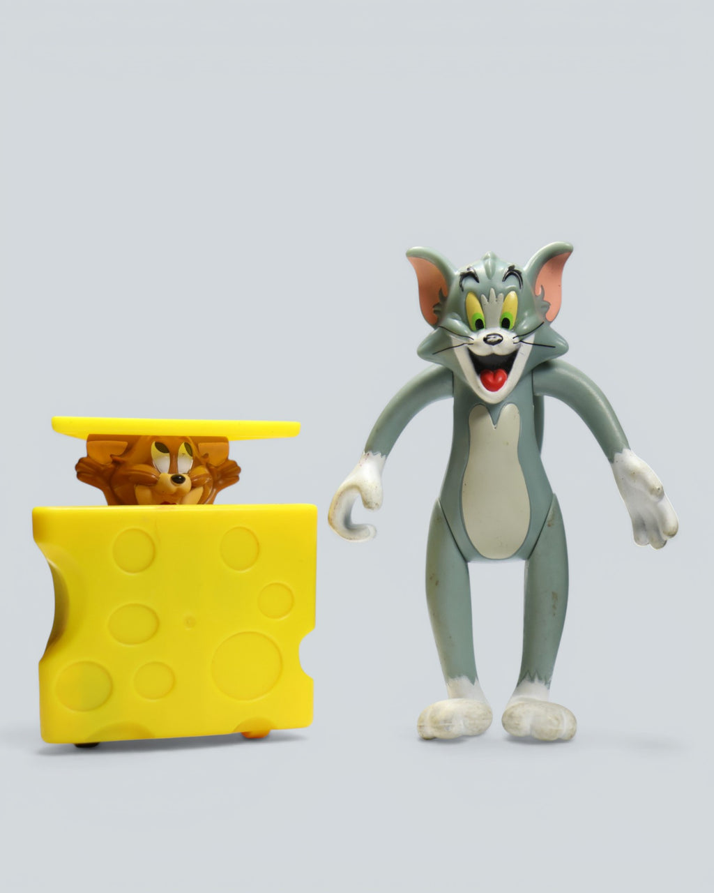 Tom and Jerry Collectible Figure Set - "Cat & Mouse Chase" Bundle