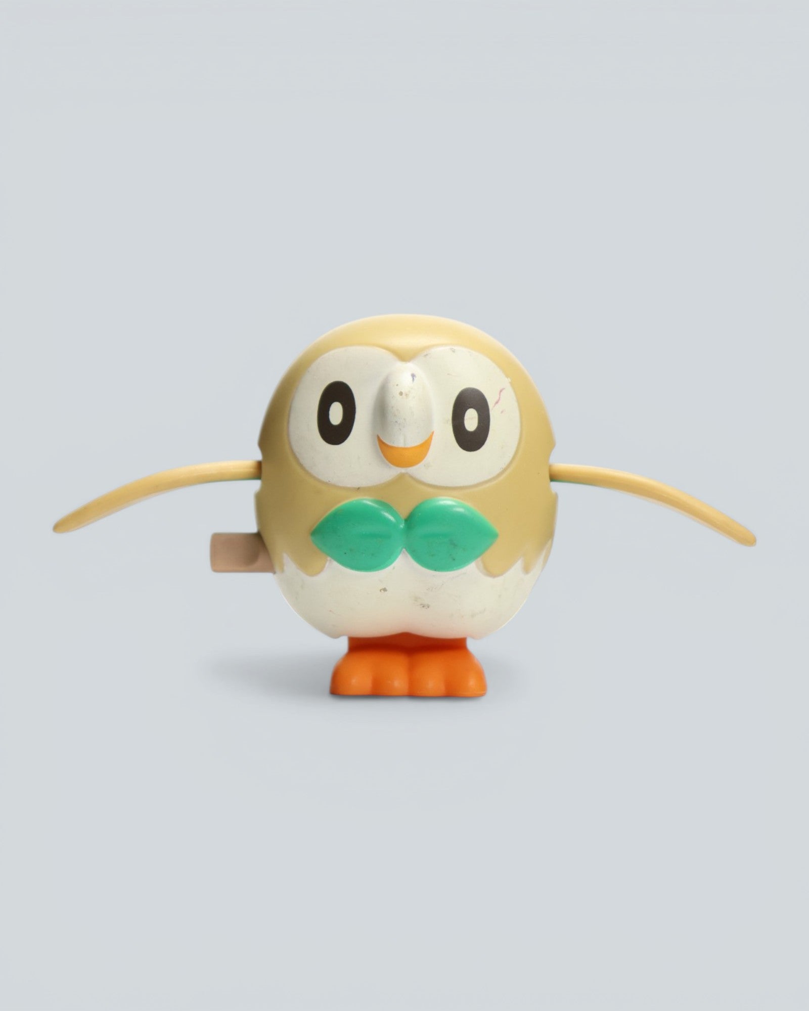 Pokémon Rowlet Wind-Up Figure - Alola Region Starter Collectible