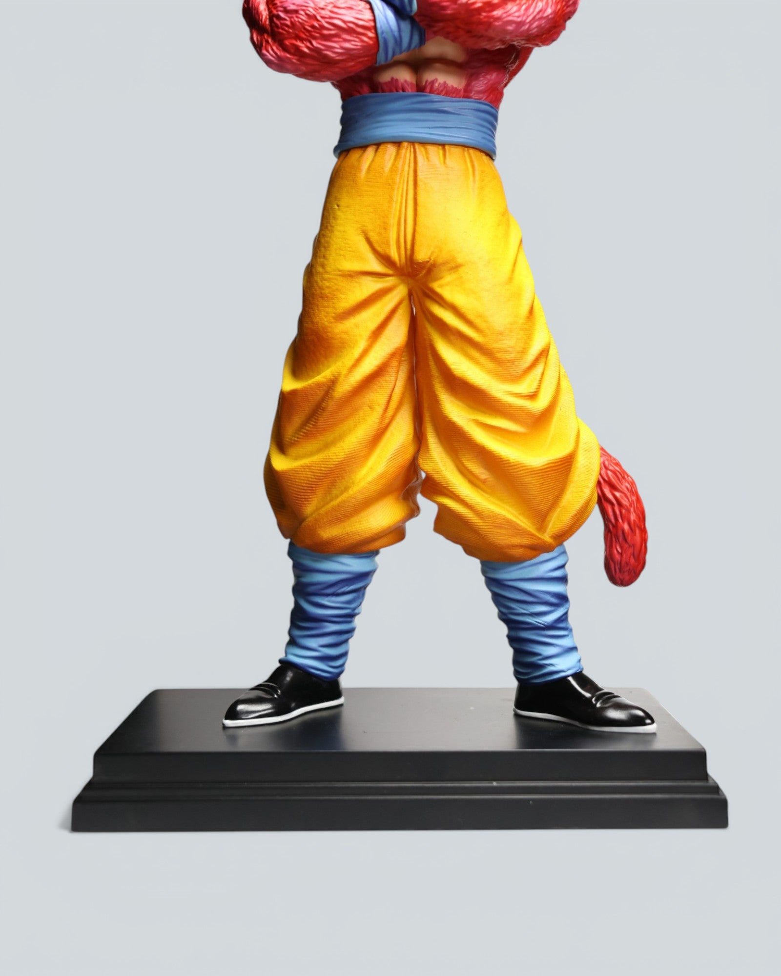 Dragon Ball GT Super Saiyan 4 Goku Masterpiece Statue