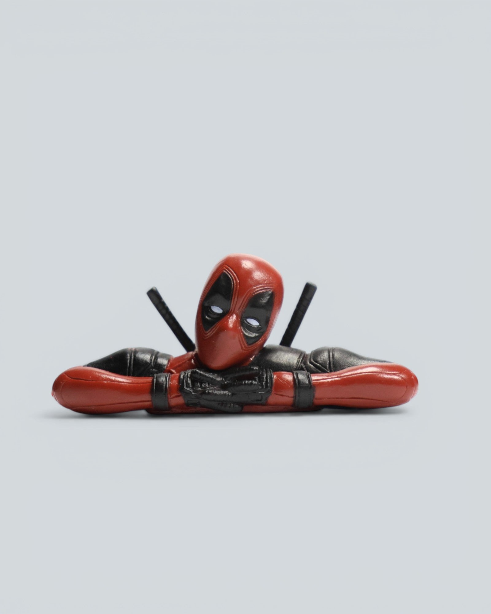 Marvel Deadpool "Peeking" Mini Figure - Shelf Sitter