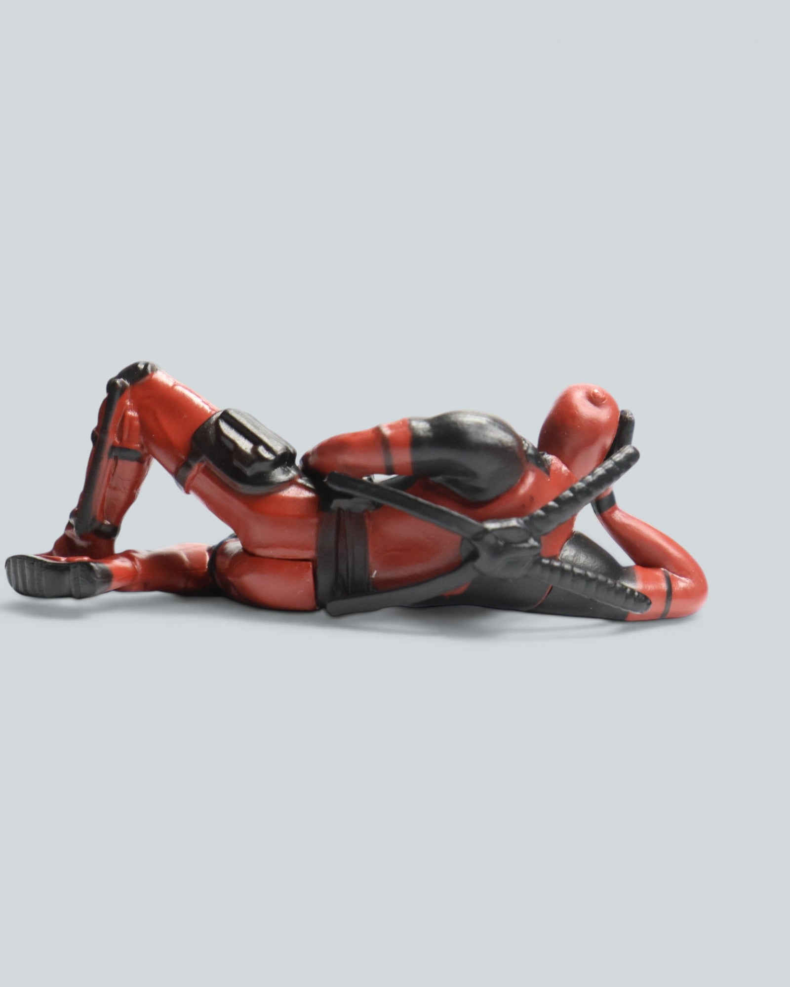 Marvel Deadpool: 9.5cm - "Draw Me Like One of Your French Girls" Figure