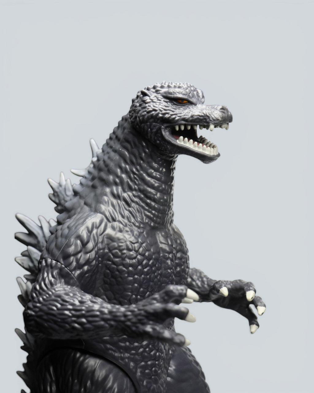 Godzilla 11.5-Inch Giant Action Figure - King of the Monsters Collectible