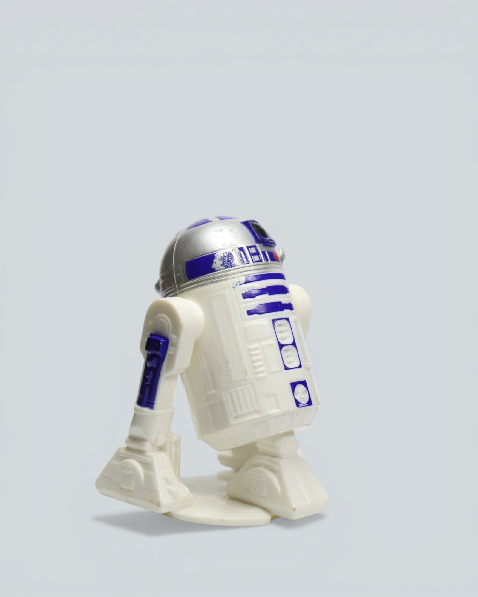 Star Wars: R2-D2 Astromech Droid Figure