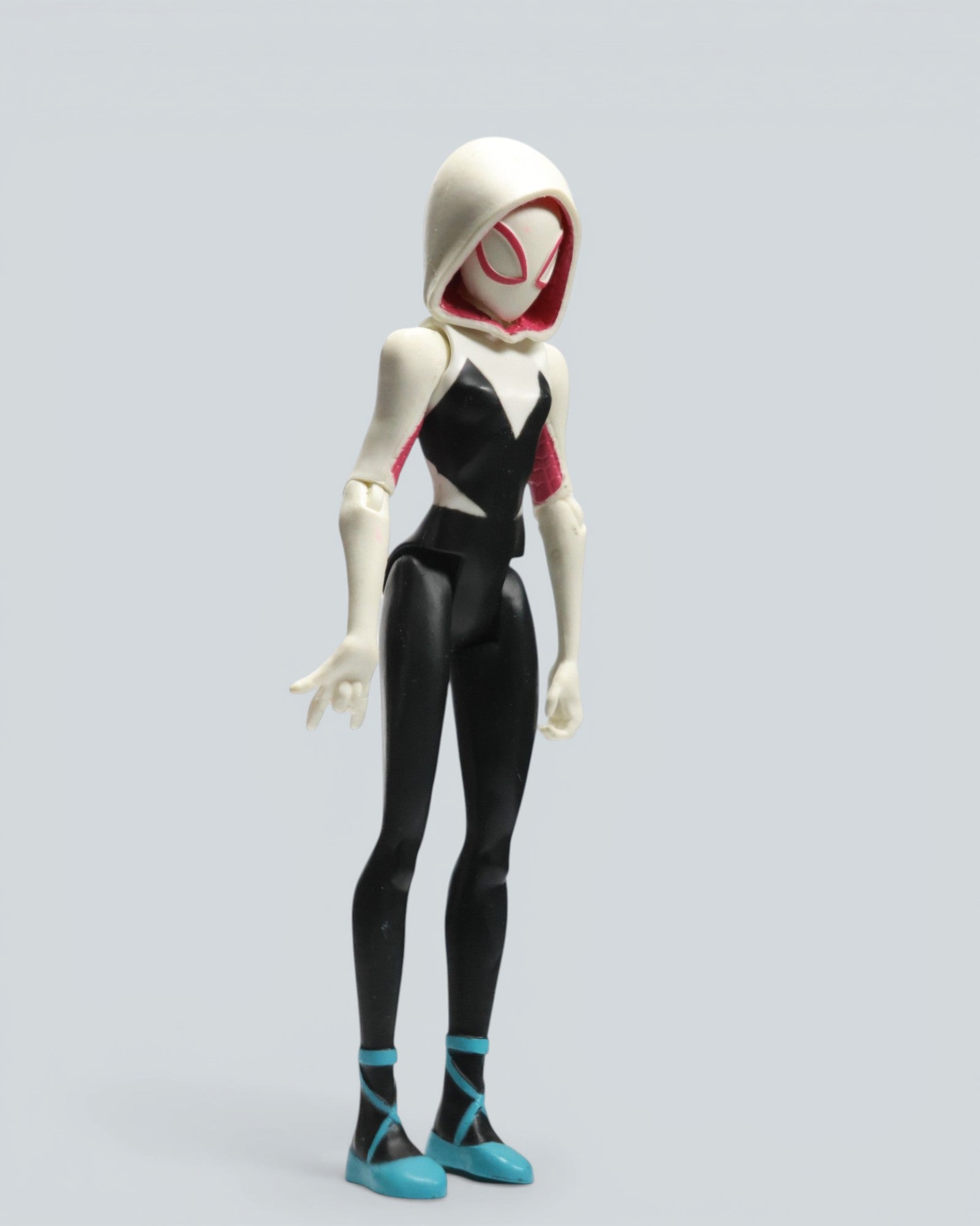 Marvel Spider-Gwen (Ghost-Spider) Action Figure