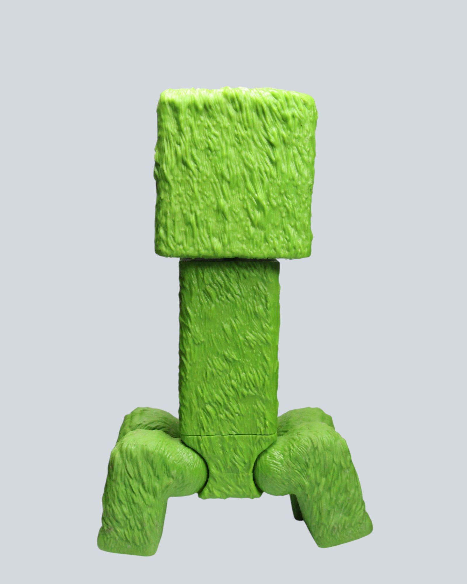 Minecraft Textured Creeper | Premium Large-Scale Collector’s Figure - 9 inches tall