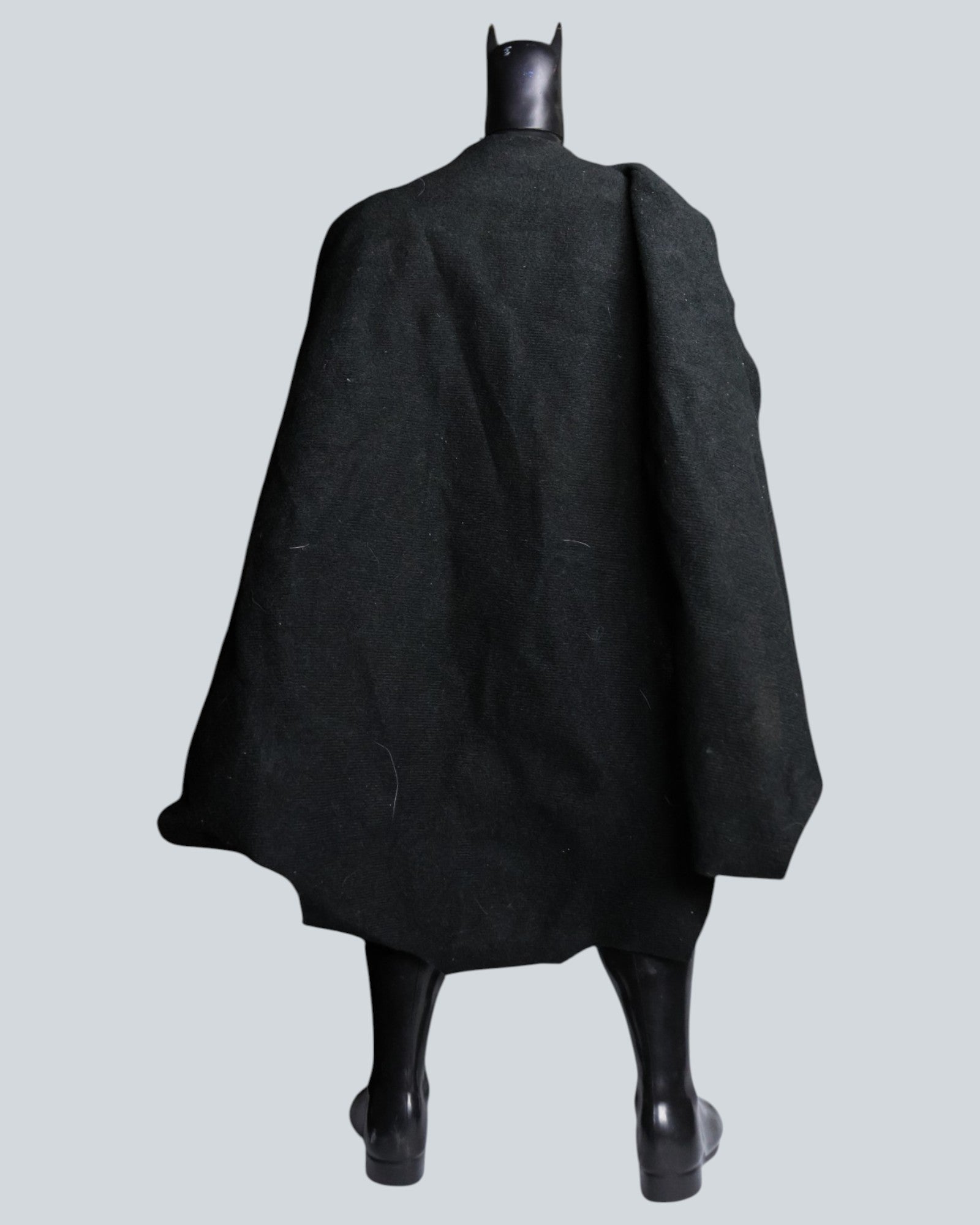 Batman: Giant 50cm Tall - Classic Action Figure with Cape (50cm)