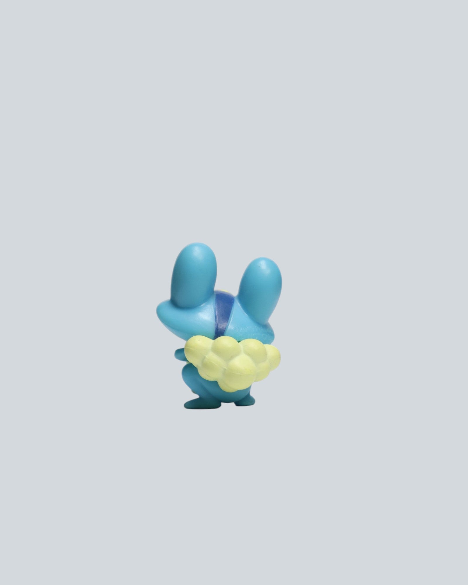 Pokémon: Froakie Mini Collectible Figure