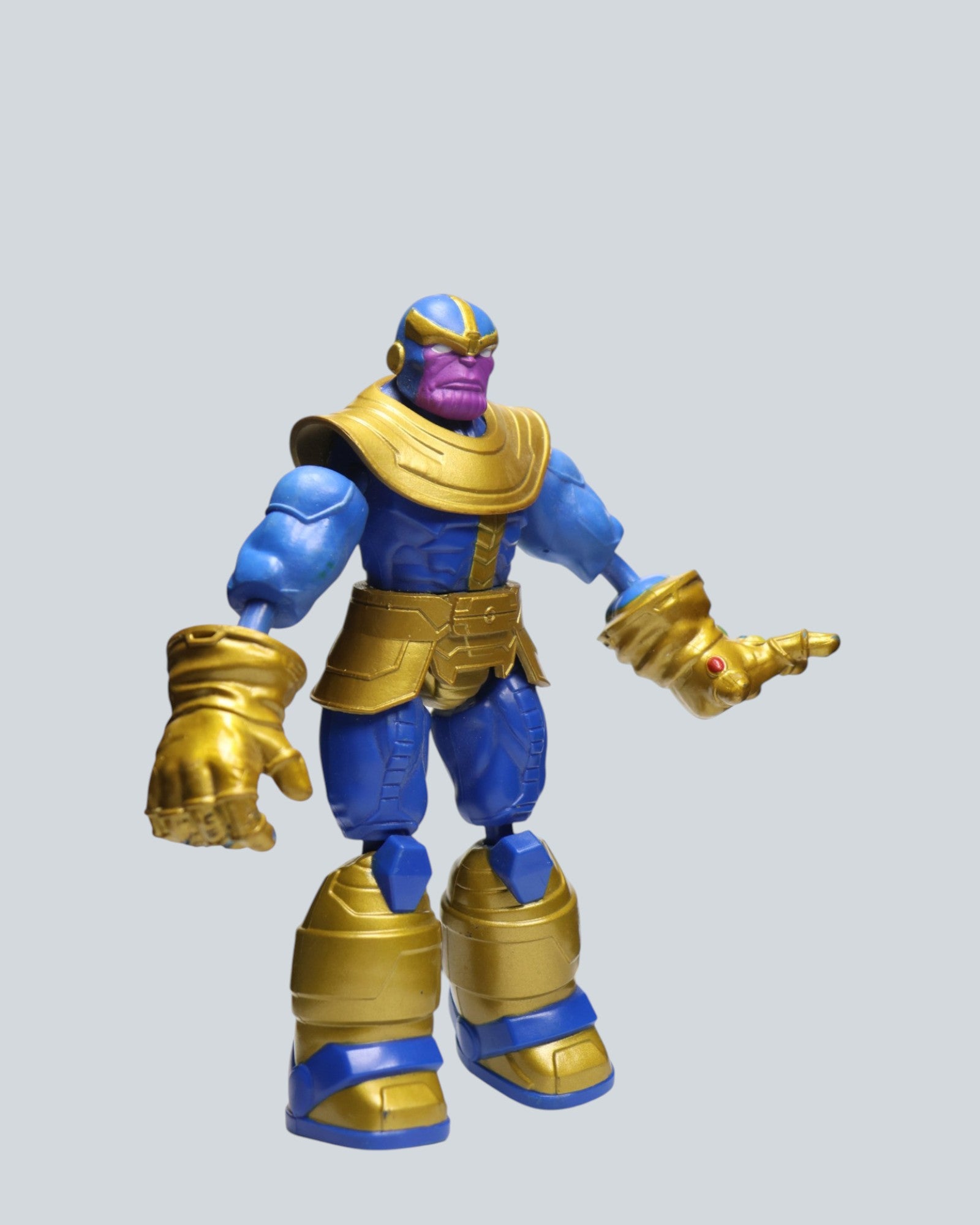 Marvel Avengers Thanos Action Figure with Infinity Gauntlet