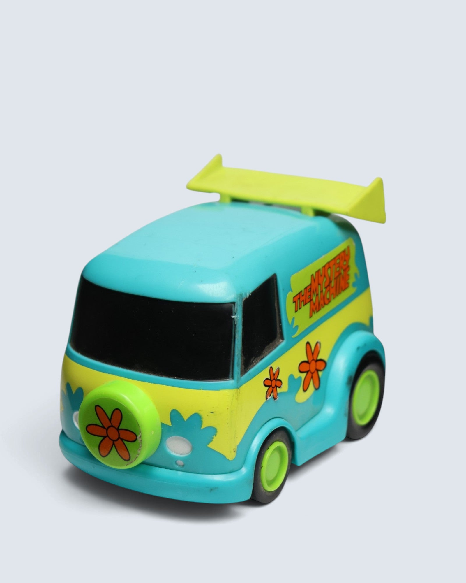 Scooby-Doo Action Figure & Mystery Machine Vehicle Bundle Set
