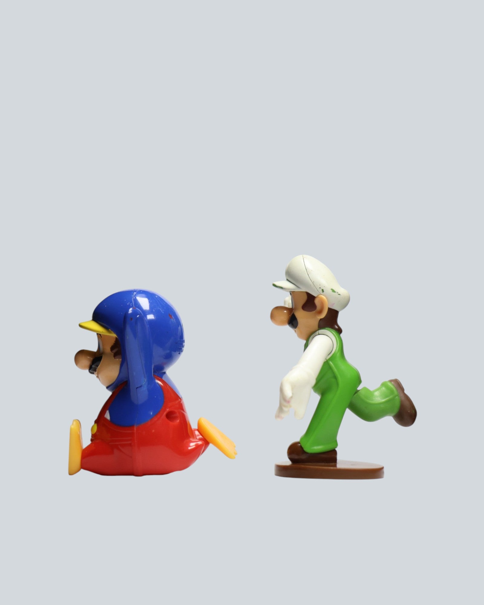 Super Mario Penguin Suit & Fire Luigi Figure Set