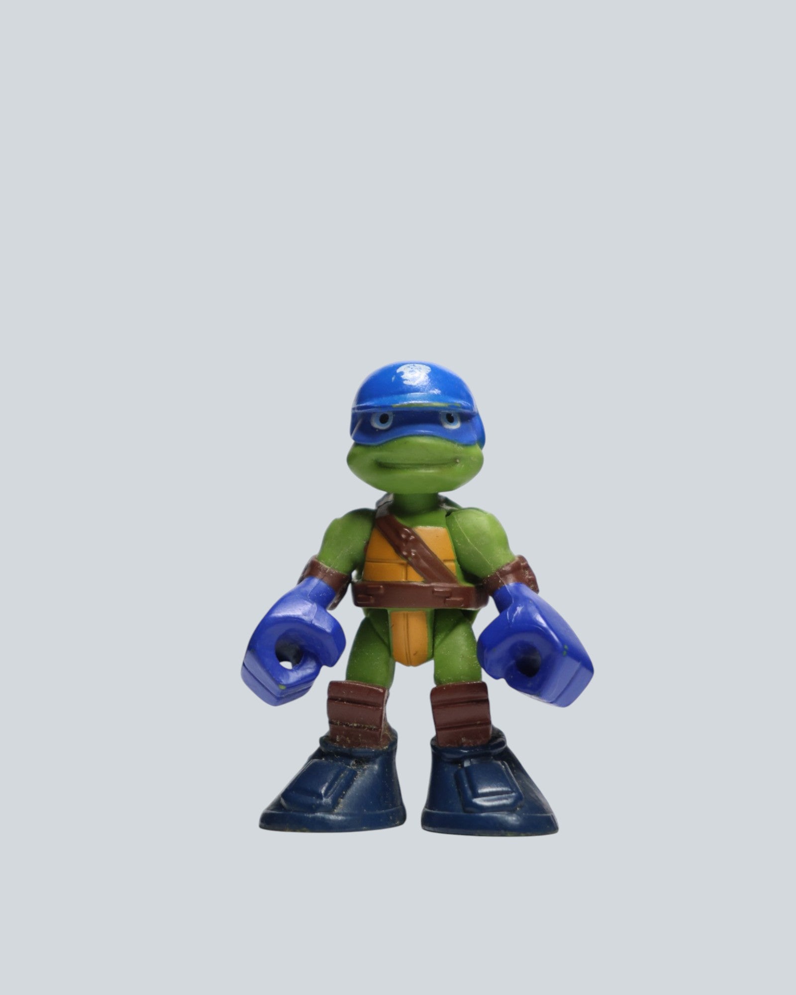 Teenage Mutant Ninja Turtles: Leonardo Blue Armor Mini Figure