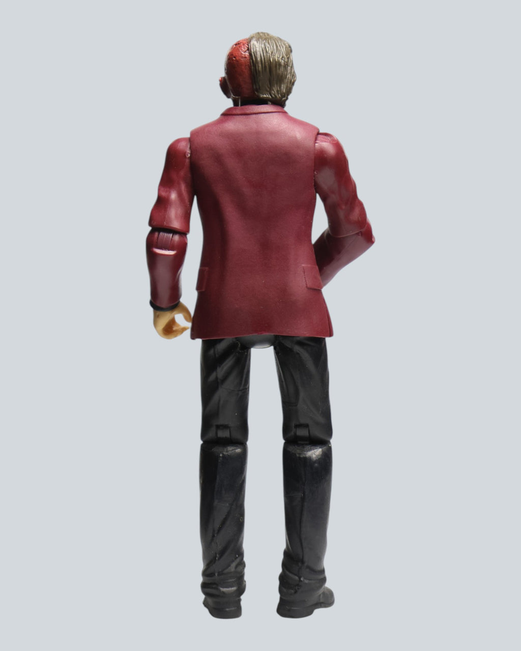 DC Multiverse Two-Face Action Figure – The Dark Knight Collection