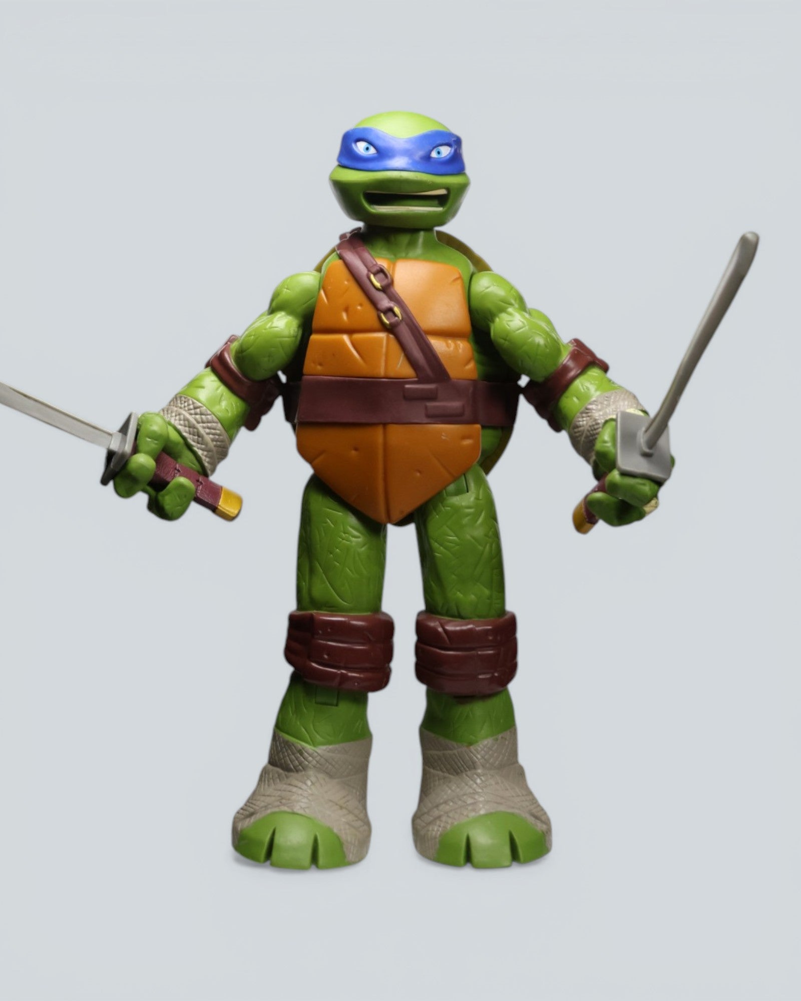 Teenage Mutant Ninja Turtles: Leonardo with Twin Katana - 11 inches