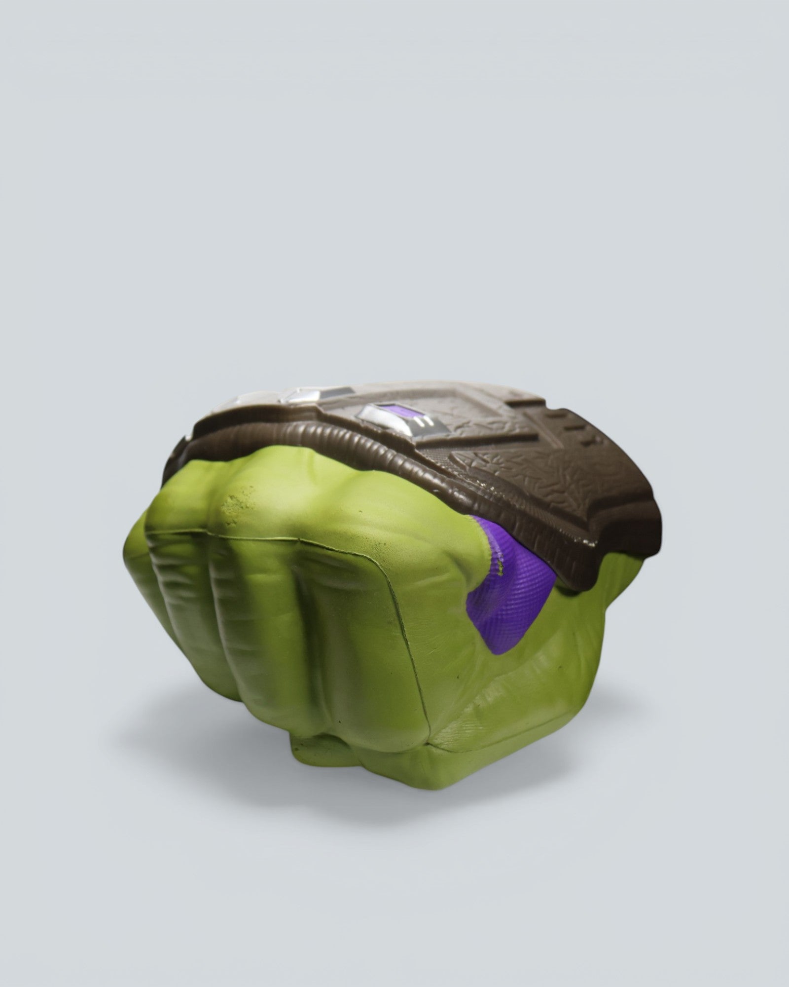 Hulk Gamma Grip Fist – Avengers-Inspired Power Toy