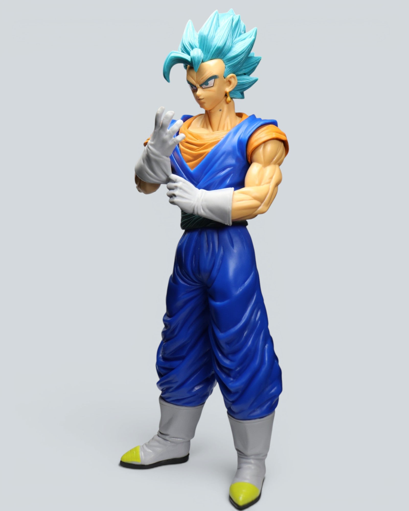 Dragon Ball Super: Super Saiyan Blue Vegito Collectible Figure