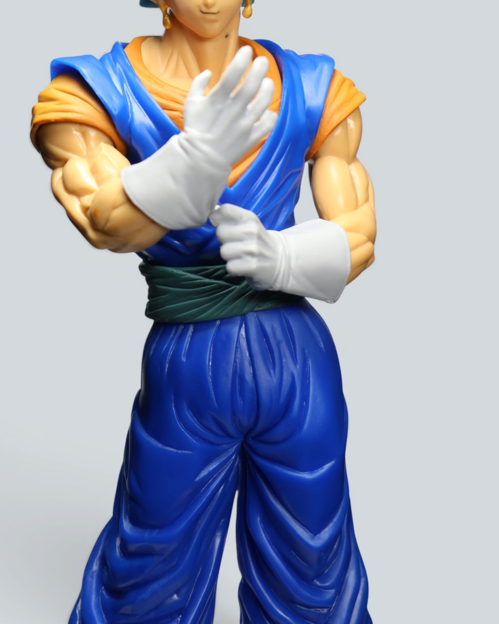 Dragon Ball Super: Super Saiyan Blue Vegito Collectible Figure