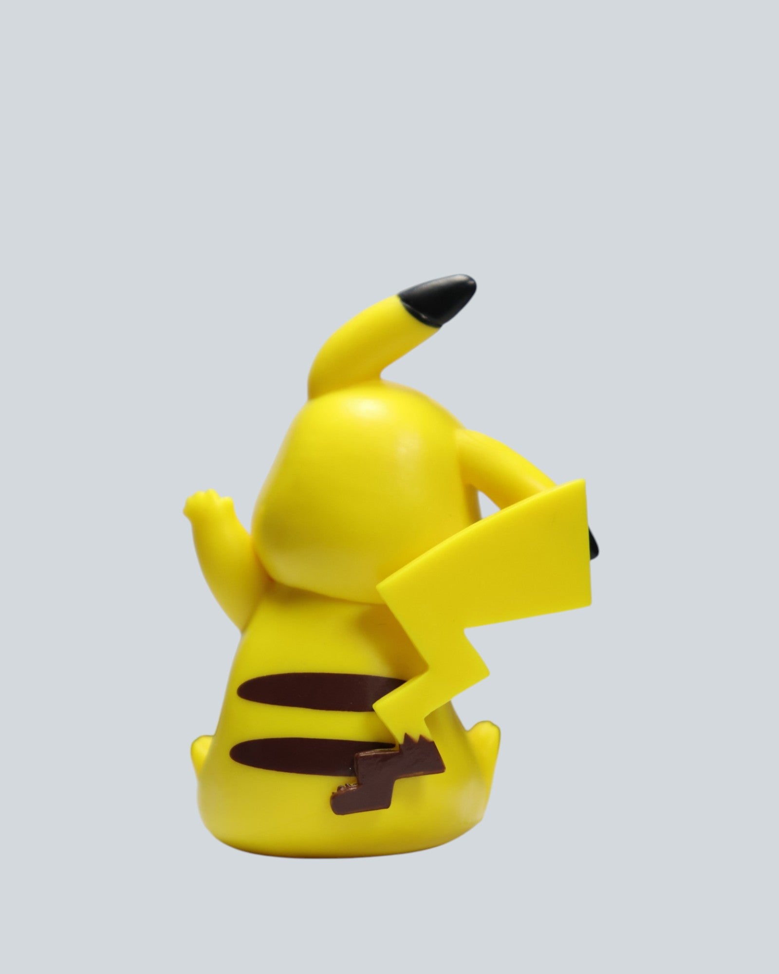 Pokémon - Pikachu Waving Pose Collectible Figure