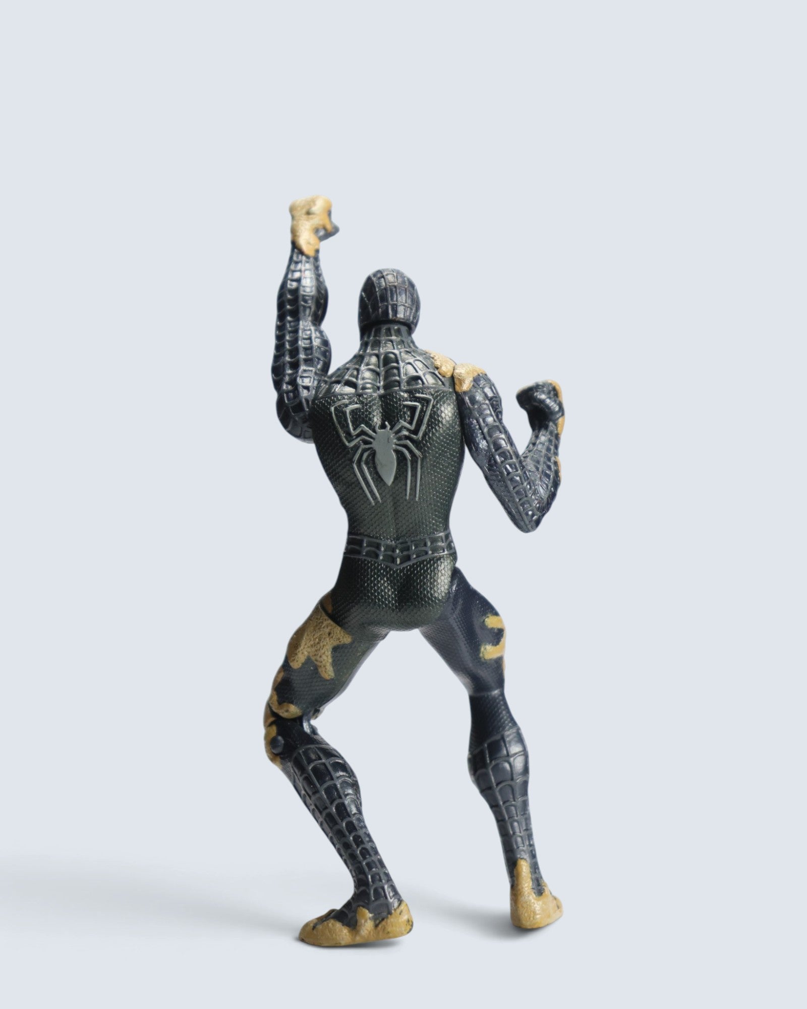 Marvel Spider-Man Black Suit Battle-Damaged Sand Attack Action Figure
