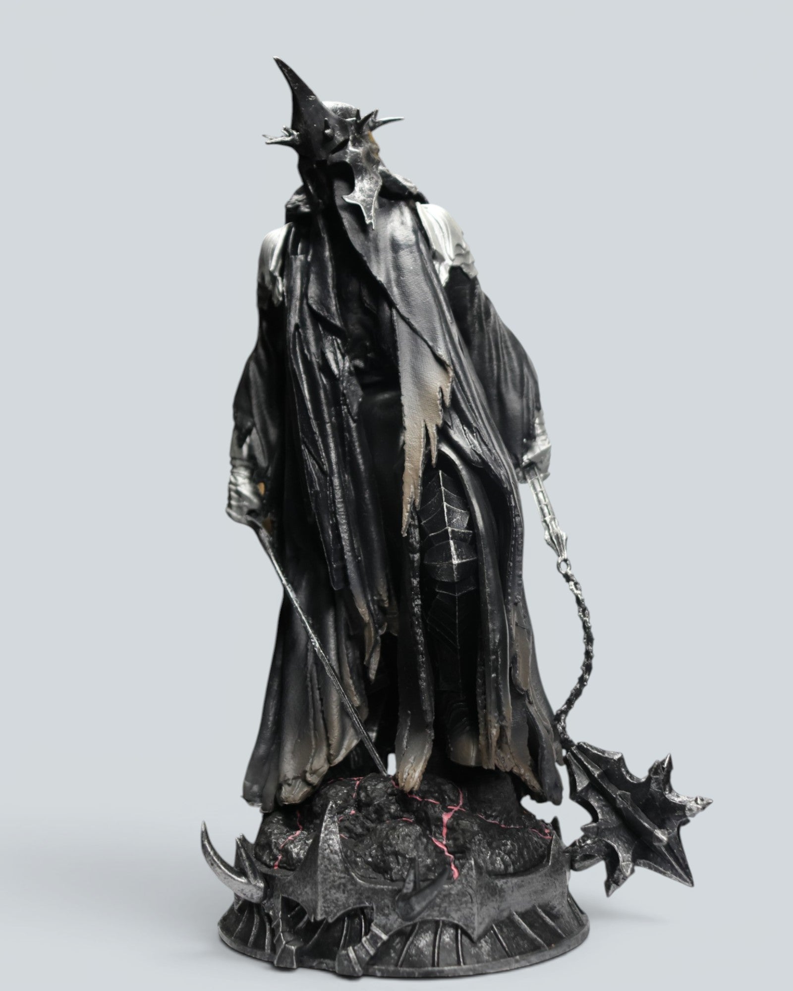 Lord of the Rings - The Witch-king of Angmar –  Nazgûl Premium Statue