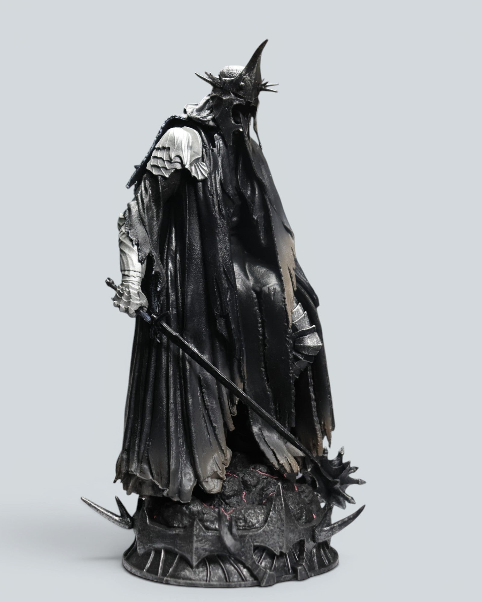 Lord of the Rings - The Witch-king of Angmar –  Nazgûl Premium Statue