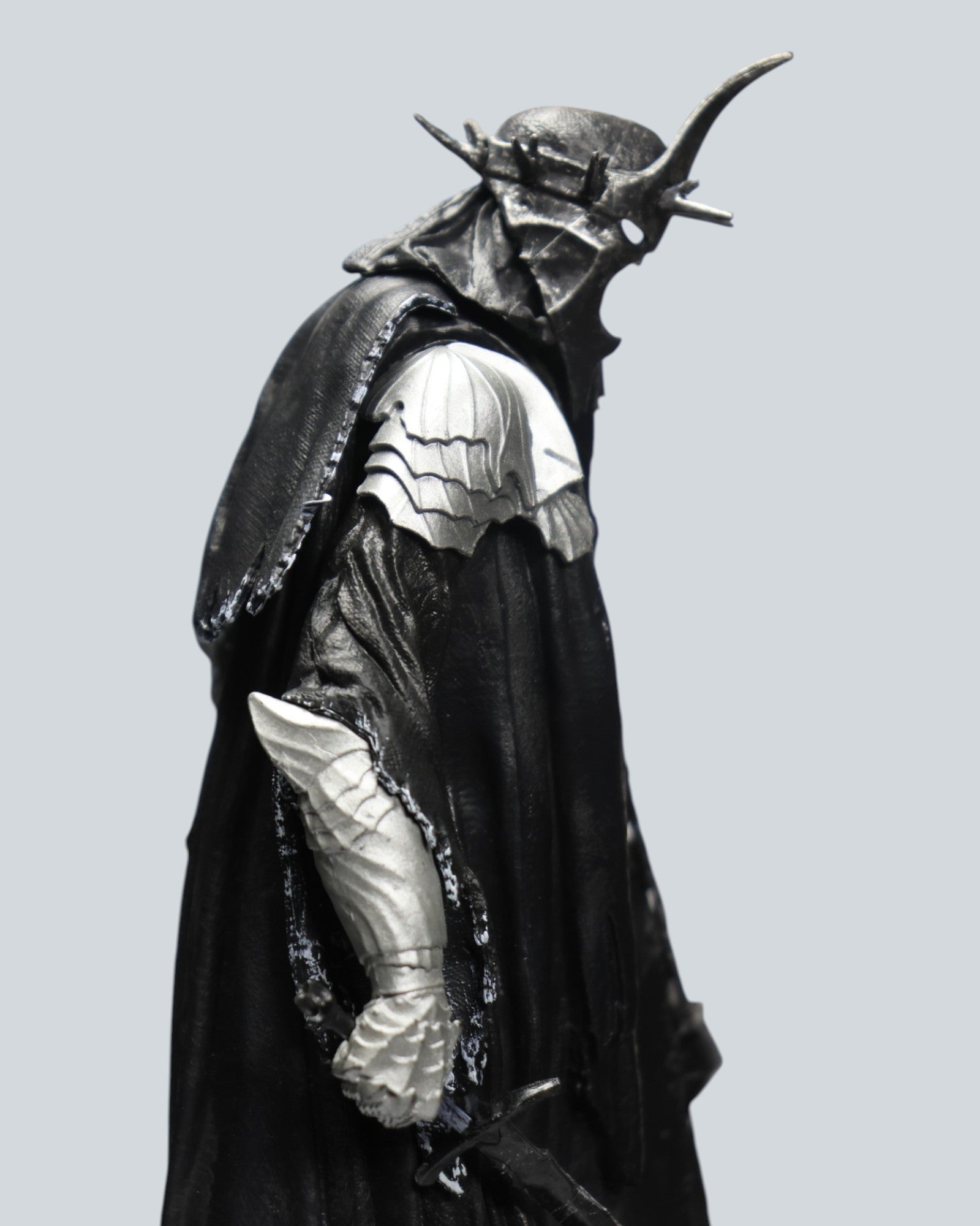 Lord of the Rings - The Witch-king of Angmar –  Nazgûl Premium Statue