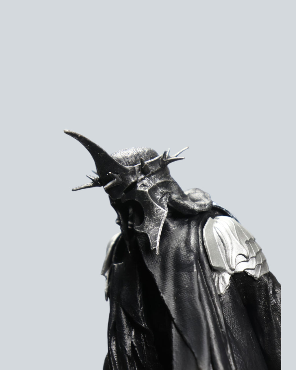 Lord of the Rings - The Witch-king of Angmar –  Nazgûl Premium Statue