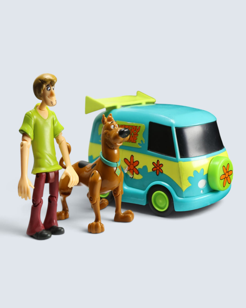 Scooby-Doo Action Figure & Mystery Machine Vehicle Bundle Set