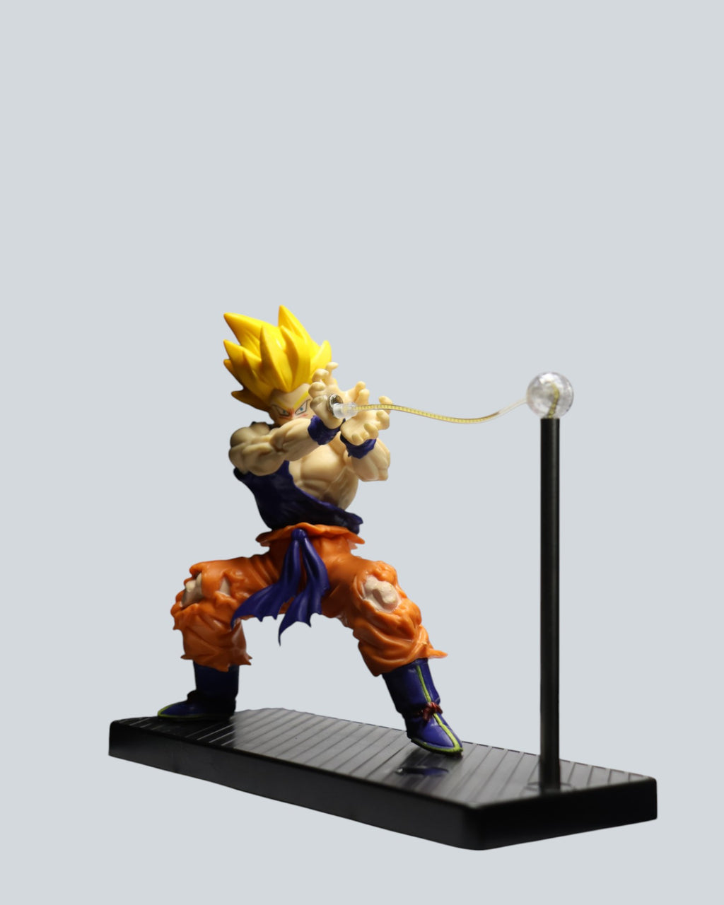 Super Saiyan Goku: Kamehameha LED Action Figure Lamp – USB-C Rechargeable