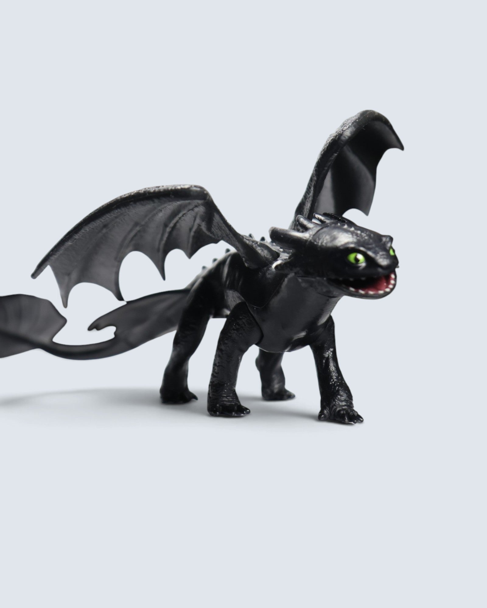 How to Train Your Dragon - Toothless Night Fury Figure