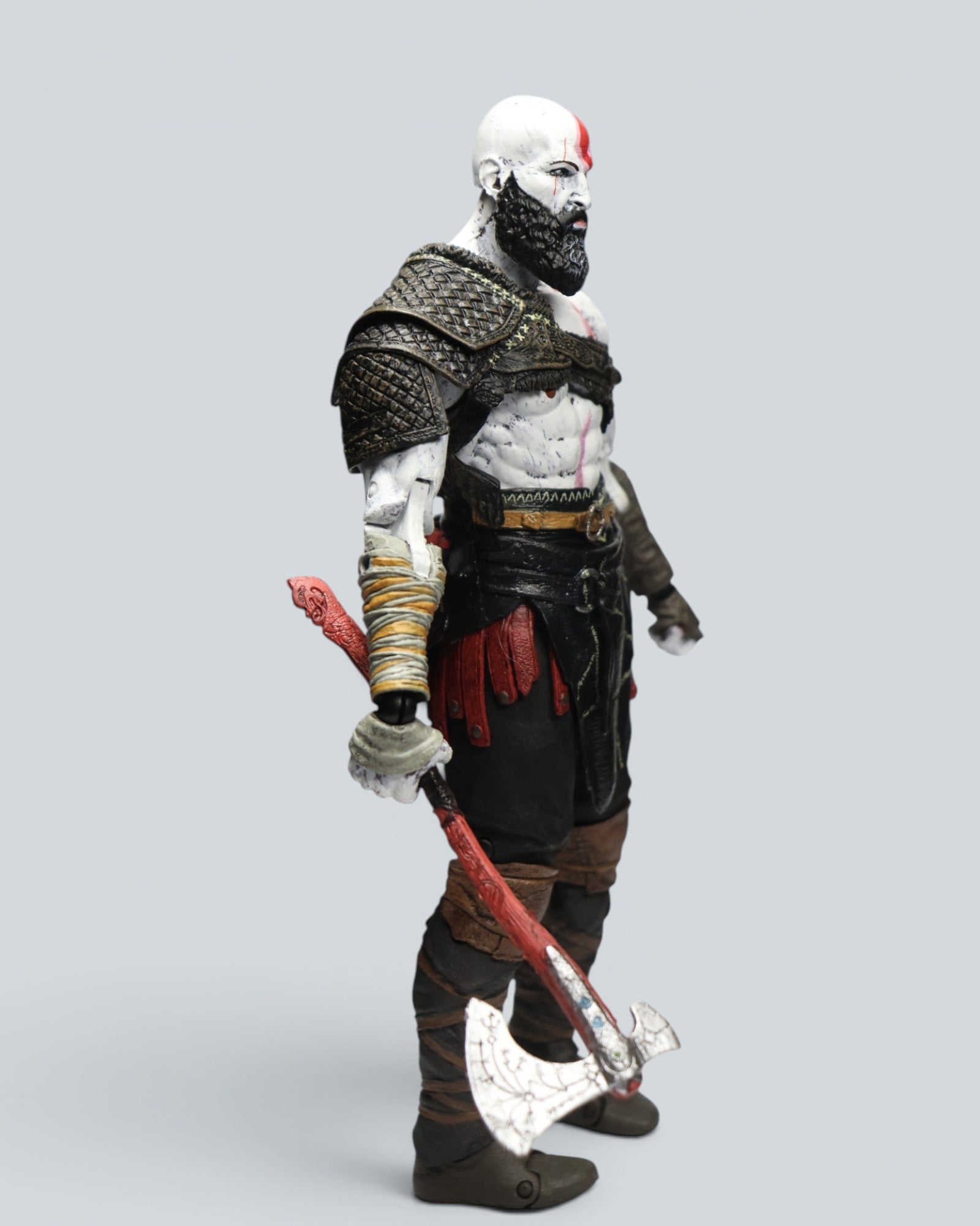 God of war 2018 - Kratos: NECA 7" Scale Action Figure – Fully Articulated with Accessories